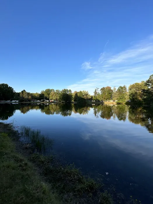 PINE LAKES CAMPGROUND Picture 6