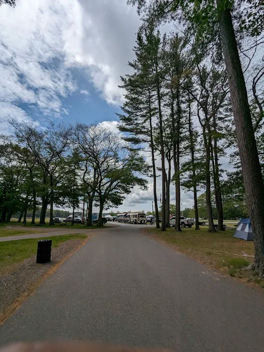 Thomas Point Beach & Campground Picture 2