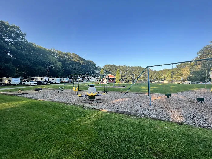Duck Puddle Campgrounds Picture 6