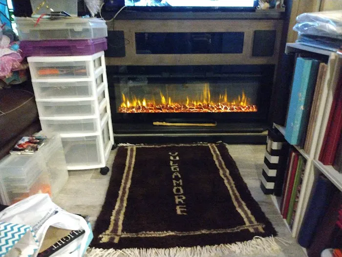 Traveler's Woods Picture 7