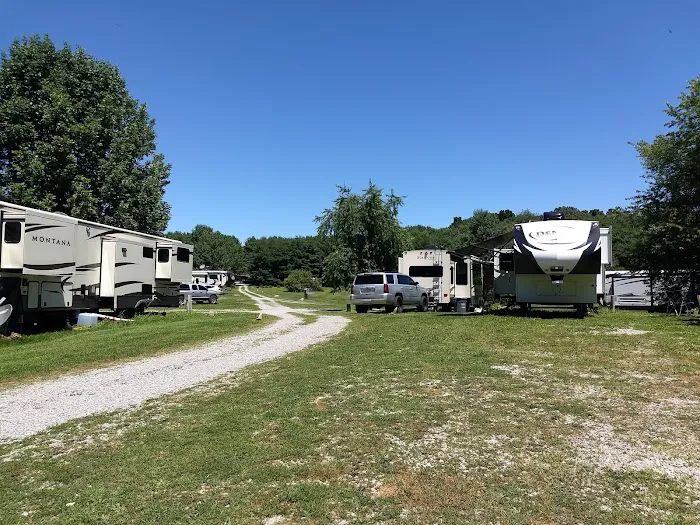 Clewell's Landing Camp at Pinecrest Picture 9