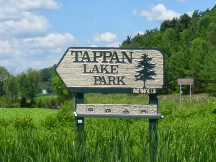 Tappan Lake Park Picture 6