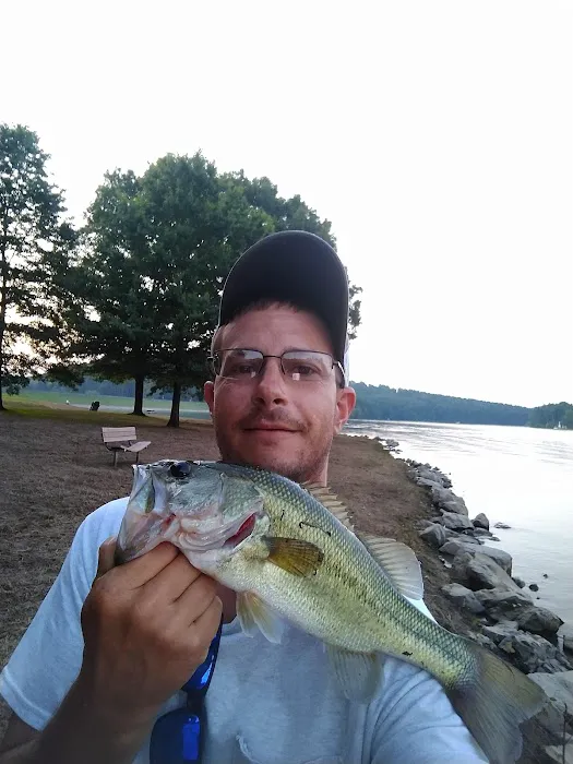 Leesville Lake South Fork Campground Picture 3