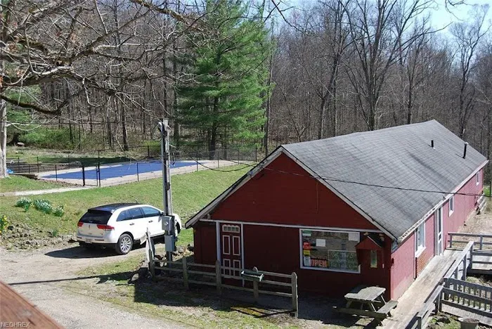 Oak Ridge Campground Picture 9