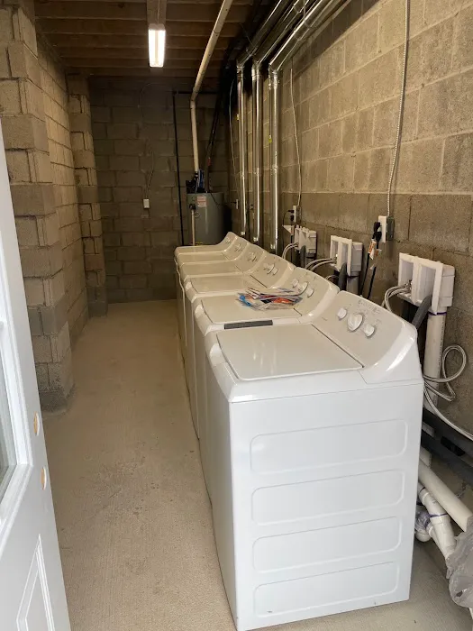 Rock Lane Realty LLC, RV Sites, Fully Furnished Monthly Rentals Picture 4