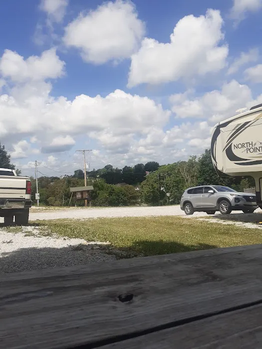 Harrison Park RV Camp Picture 1