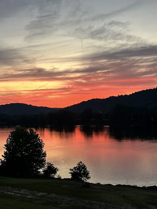 Mullett's Campground Picture 5