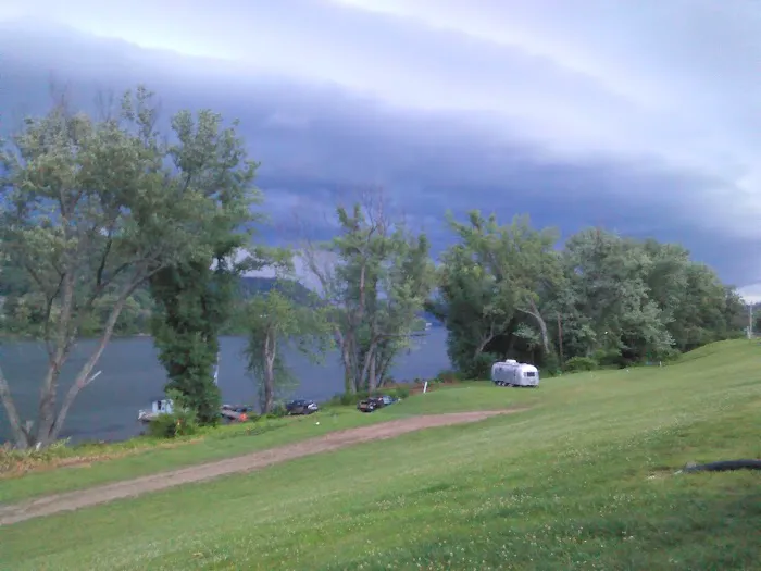 Mullett's Campground Picture 4