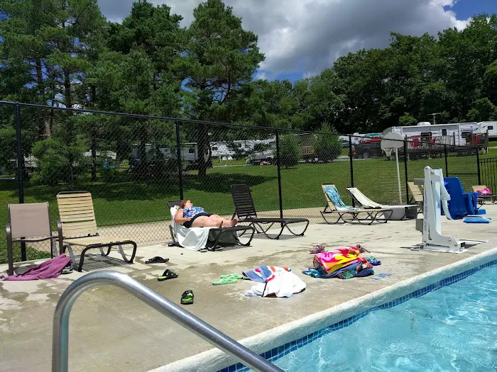 Big Arb's Campground Picture 8