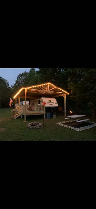 Camp Stoops LLC. Picture 2