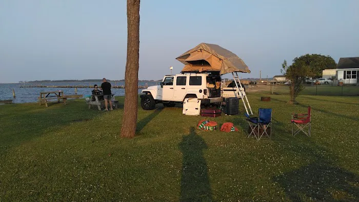 Bells Island Campground Picture 10