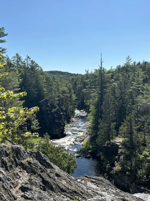 AMC Little Lyford Lodge & Cabins Picture 4