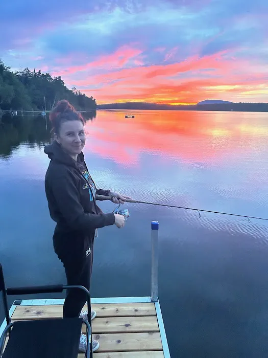 Lucky Lakefront Cabin Picture 4