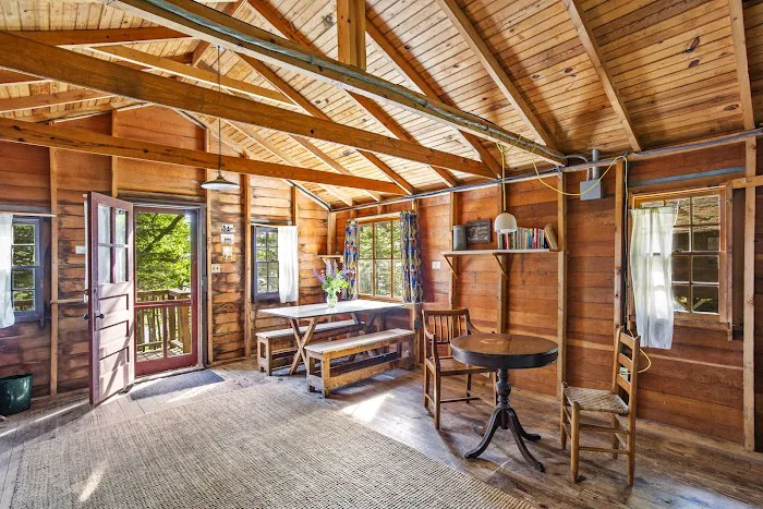 Otyokwa Cabins Picture 10