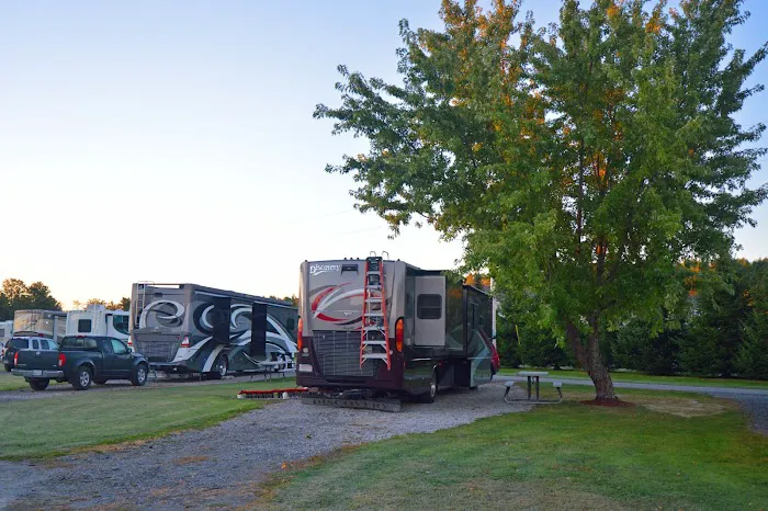 Pumpkin Patch RV Resort Picture 9