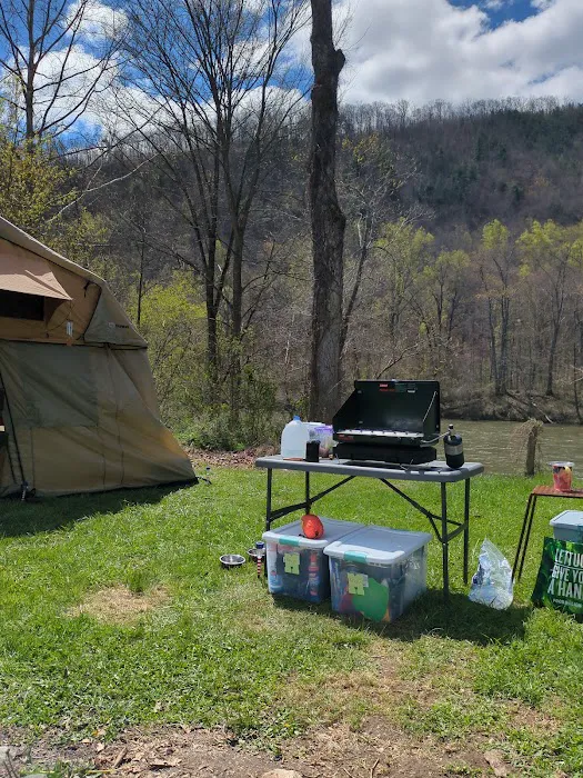 Railroad and River Retreat, James River Field Depot Picture 4