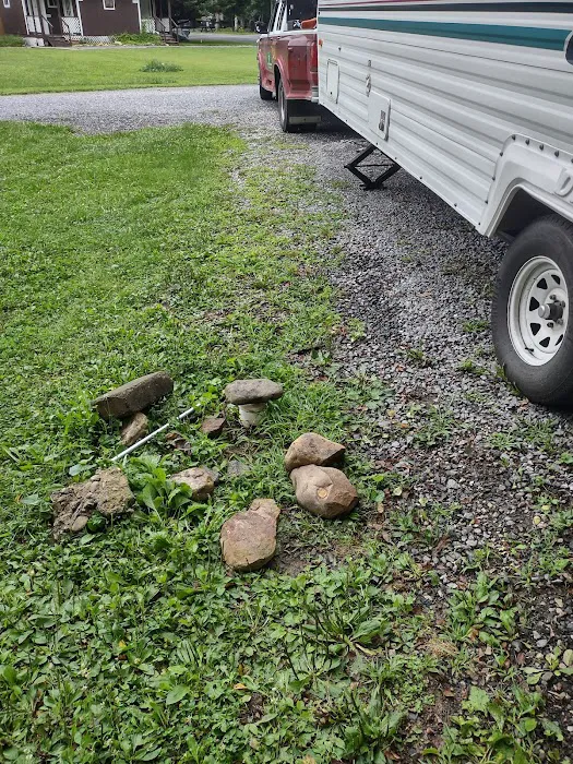 Buckhorne Country Store and Campground Picture 6