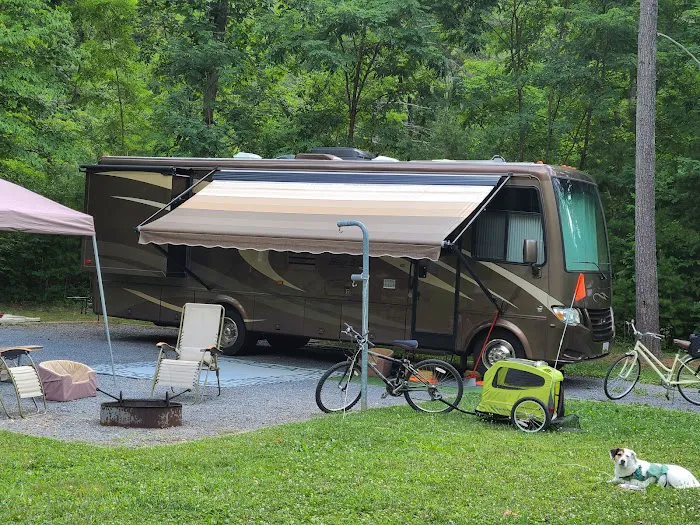 Whispering Pines Campground Picture 3