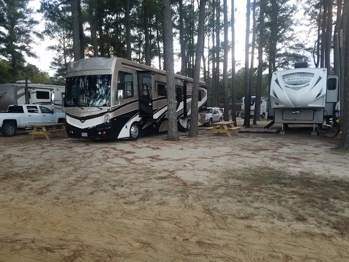 Strick's Family Campground Picture 5