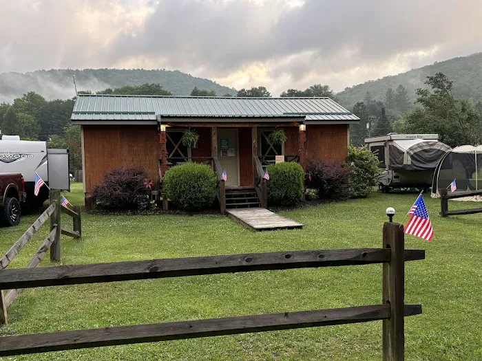 East Fork Campground Picture 9