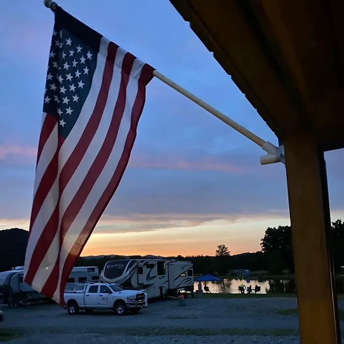 Johnny B's Campground Picture 7