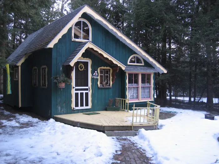 Loon Hollow Cottages Picture 6