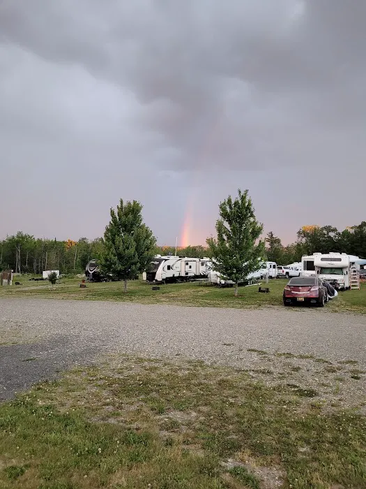 Holden Family Campground Picture 9