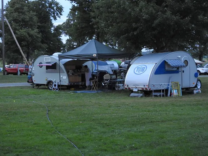 Winklepleck Grove Campground Picture 9