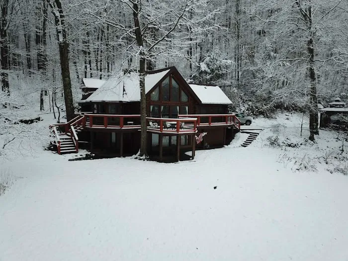 Eagle Rock Lodge Picture 10