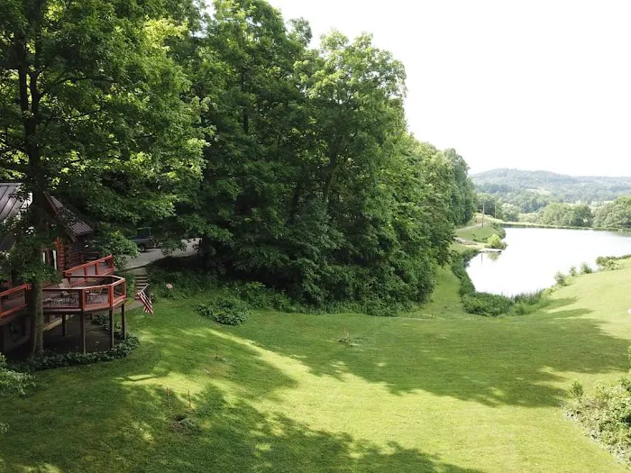 Eagle Rock Lodge Picture 2