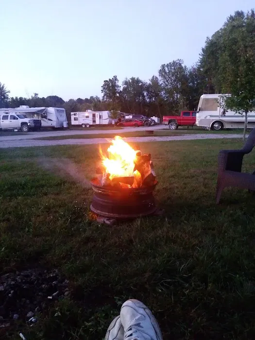 Castle Care Campground Picture 5