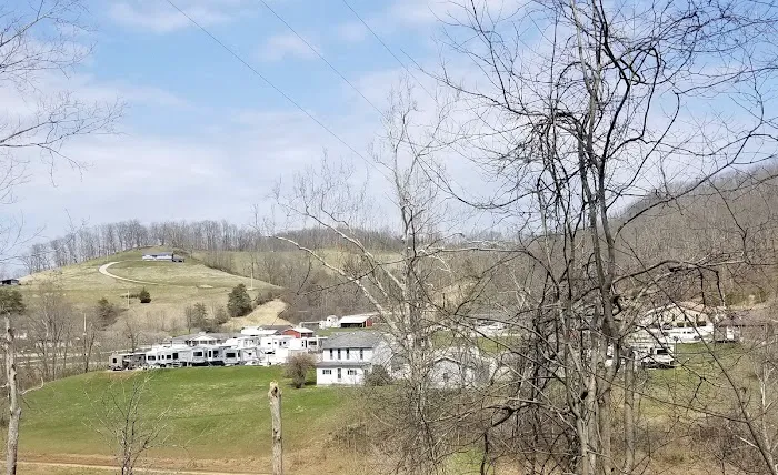 Lakeview Campground Picture 1