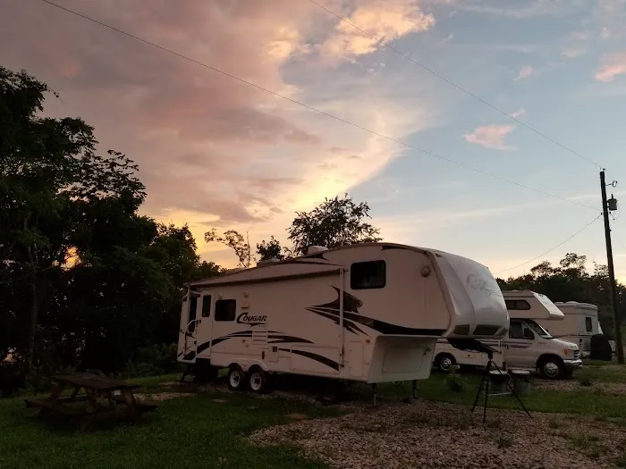 All Seasons Rising Sun Campground Picture 4