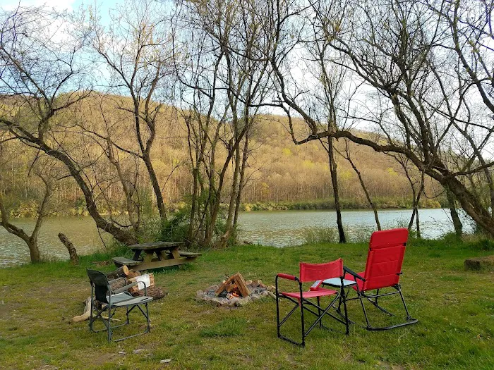 McClintic Point Primitive Campground Picture 10