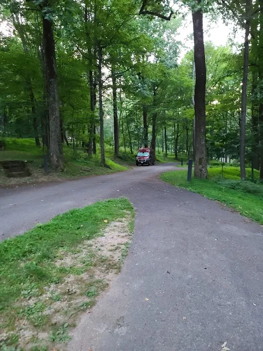 Peaks Of Otter Campground Picture 2