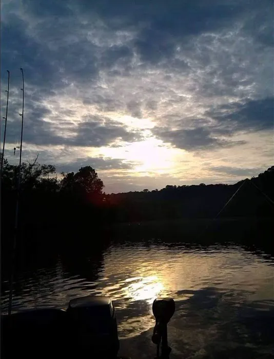 TUCK-AWAY CAMPGROUND Picture 2