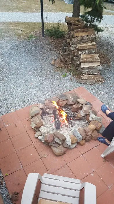 Eagle's Roost Picture 5