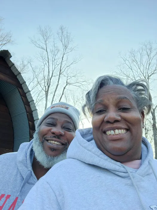 Don's Cab-Inns Campground Picture 5