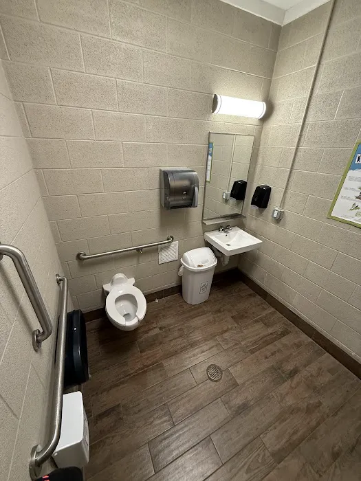 Don's Cab-Inns Campground Picture 3