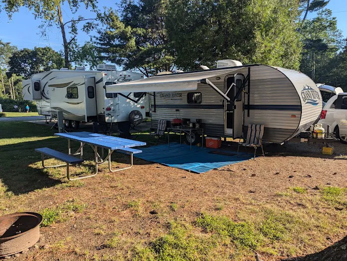 Smuggler's Den Campground Picture 5