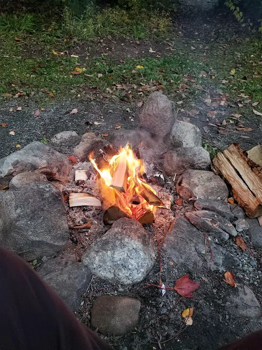 Hadley's Point Campground Picture 9