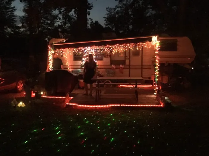 The Lake Campground Picture 2