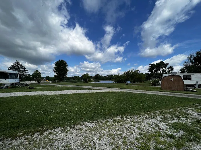 Maple Lakes Campgrounds Picture 1