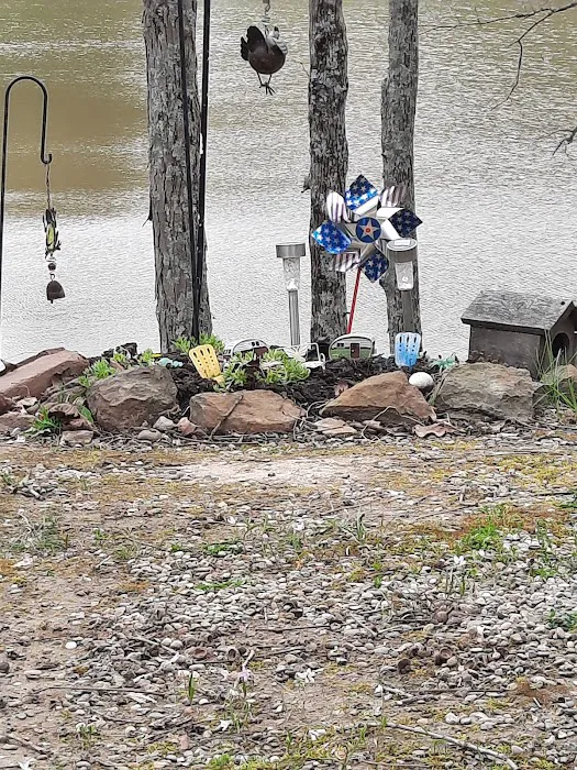 Davlin Lake Picture 7