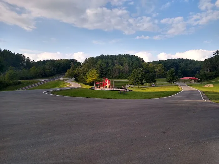 Jesse Owens State Park - Hook Lake Campground Picture 6