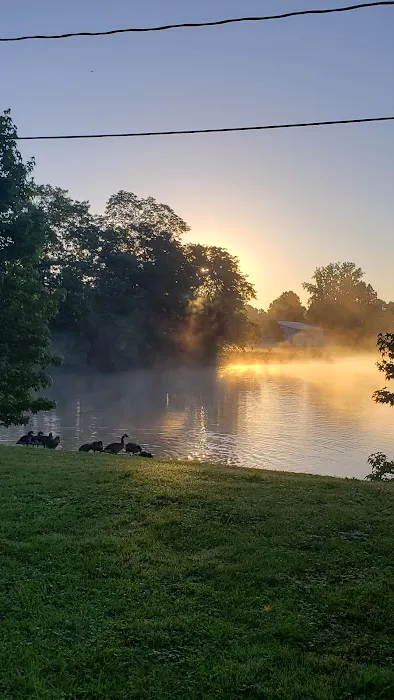 Blennerhassett RV Park Picture 3