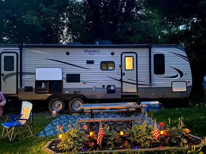 Riversedge Campground & Marina Picture 4