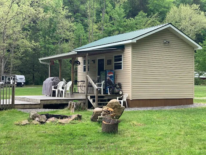 Camp Holly Picture 7