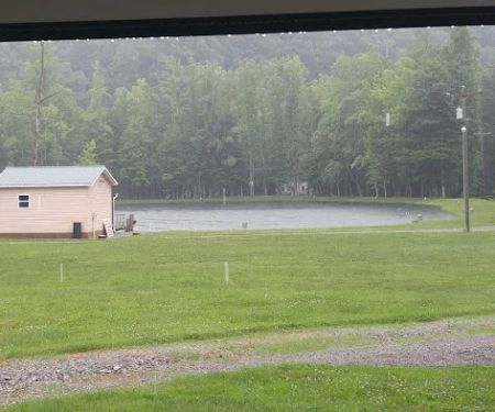 Pete's Lake And Campground