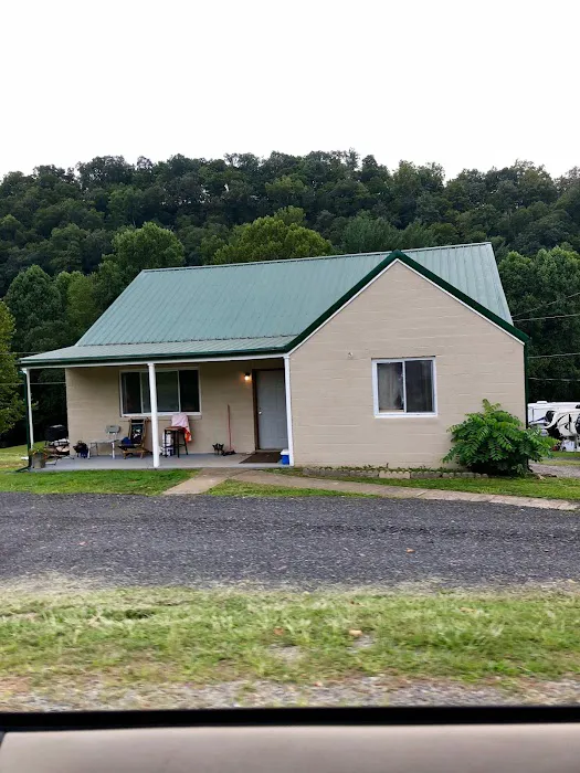 Elk River Campground Picture 4